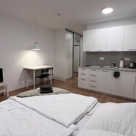 1 Room Apartm. With Parking, New Building, Ruzinov Bratislava Bagian luar foto